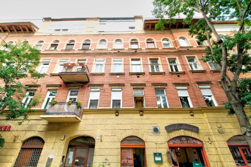 Apartamento Nefelejcs Near The Keleti Railway Station *